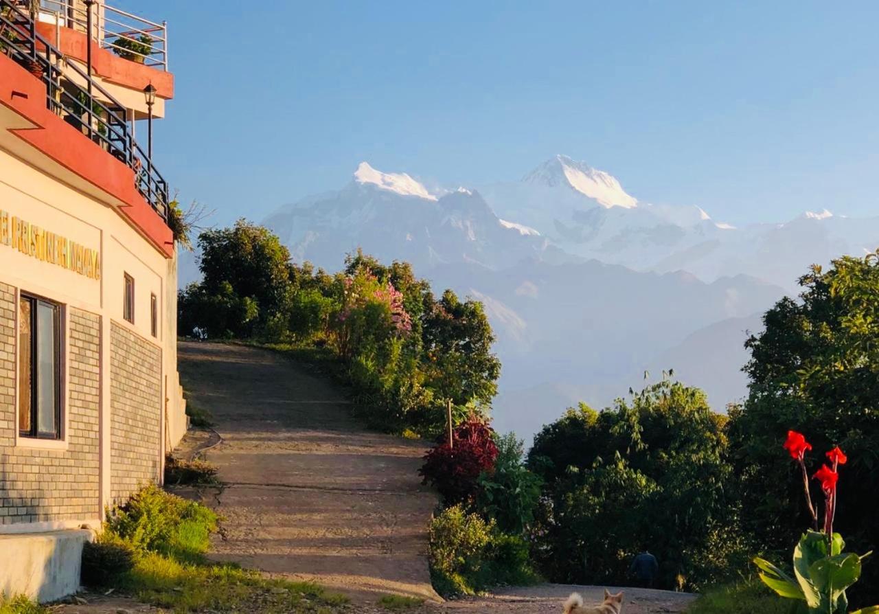 Hotel Pristine Himalaya Покхара Экстерьер фото