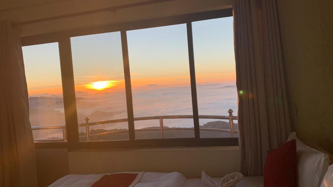 Hotel Pristine Himalaya Покхара Экстерьер фото