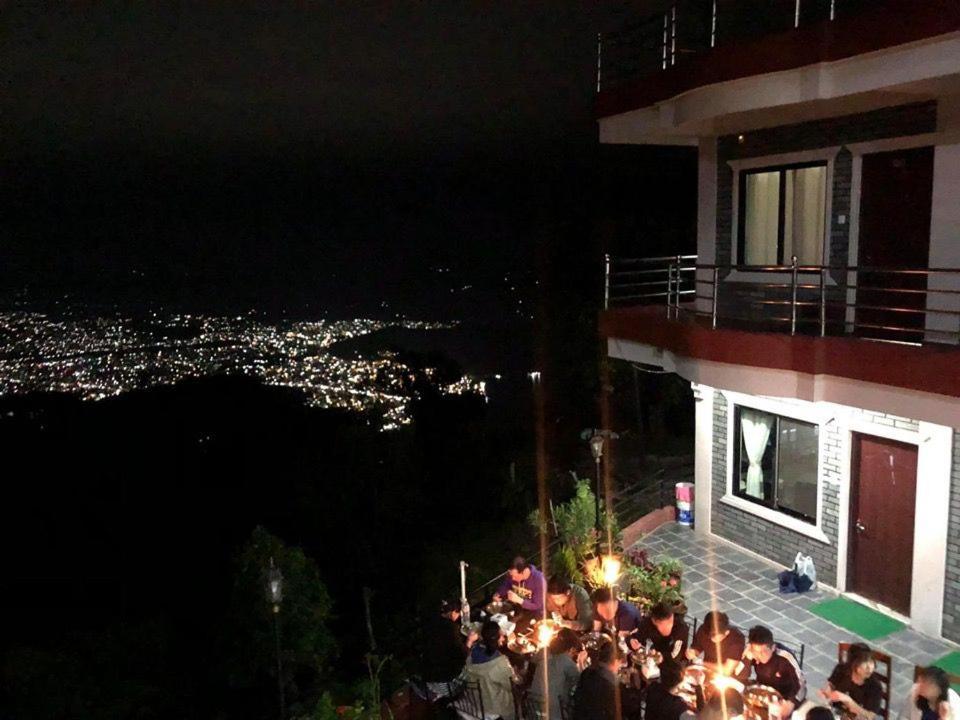 Hotel Pristine Himalaya Покхара Экстерьер фото