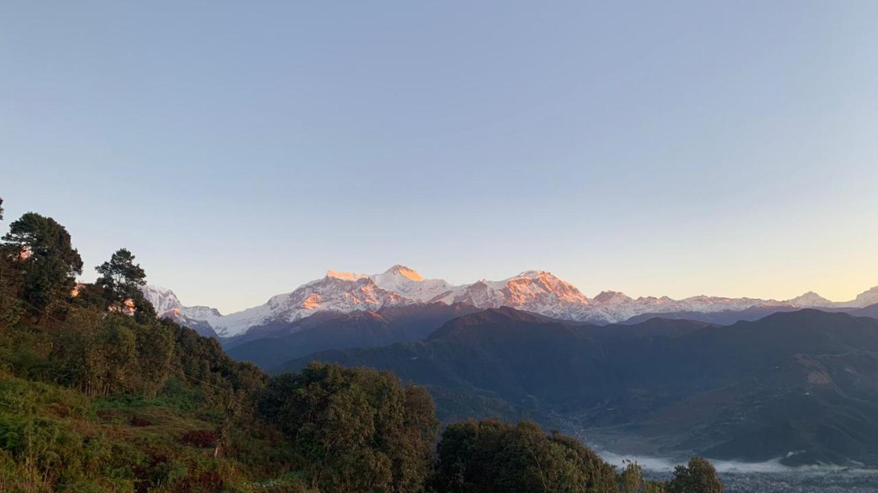 Hotel Pristine Himalaya Покхара Экстерьер фото