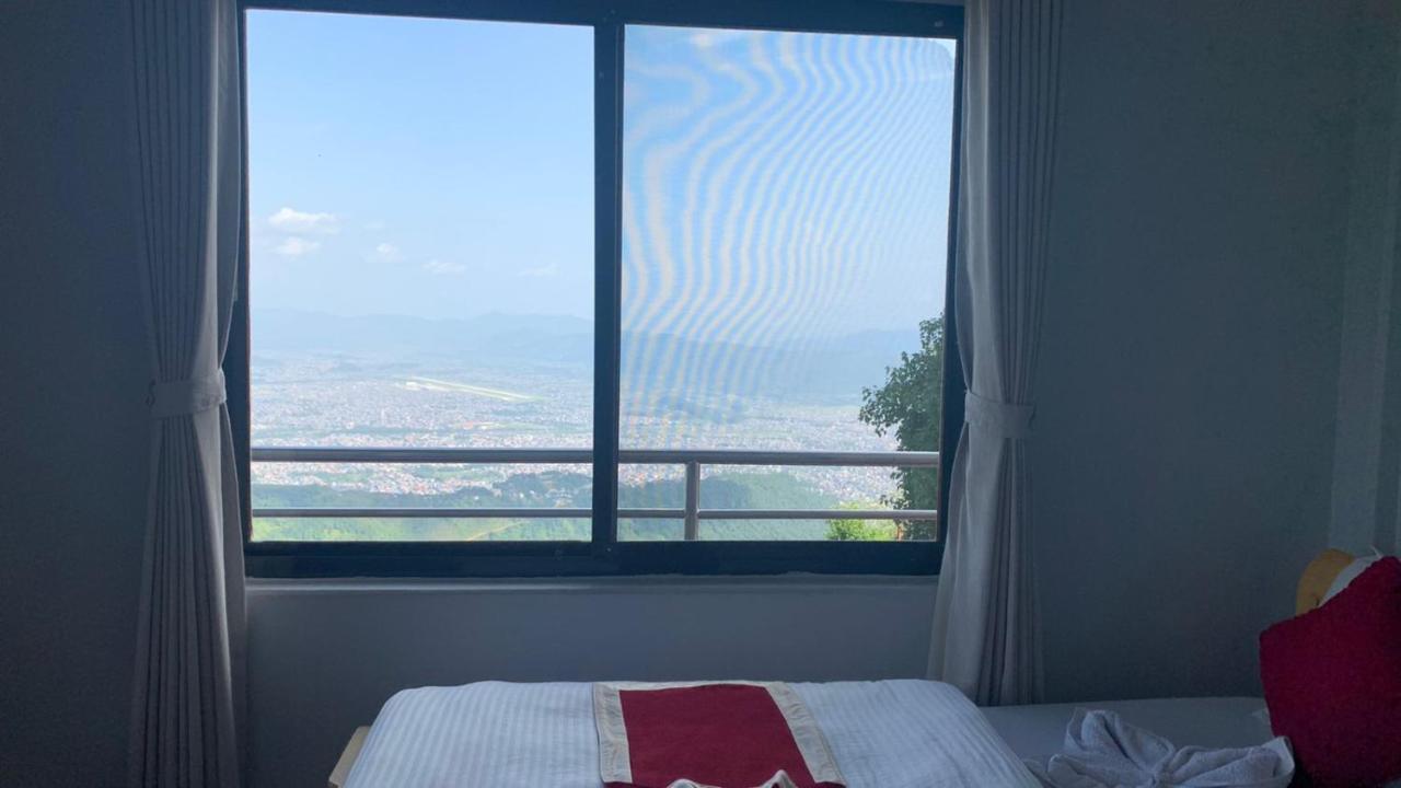 Hotel Pristine Himalaya Покхара Экстерьер фото