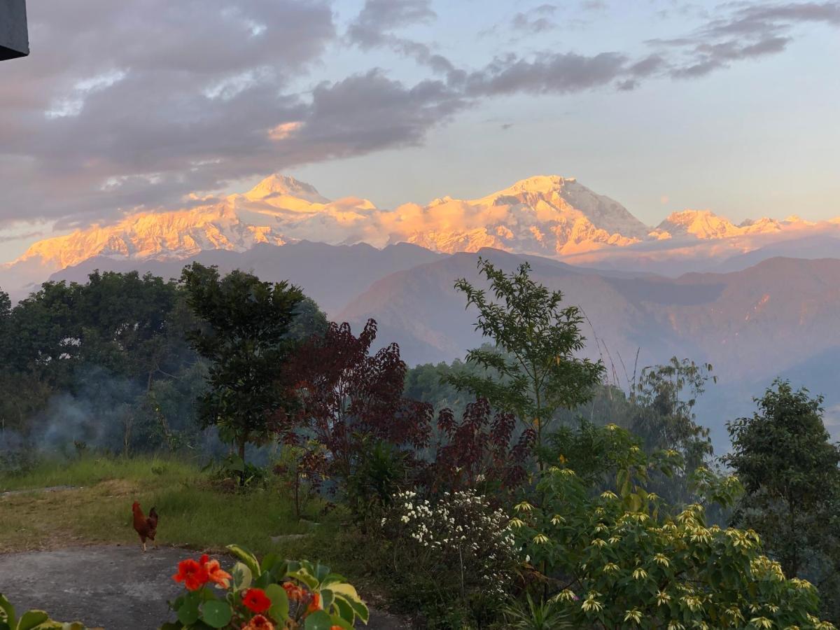 Hotel Pristine Himalaya Покхара Экстерьер фото
