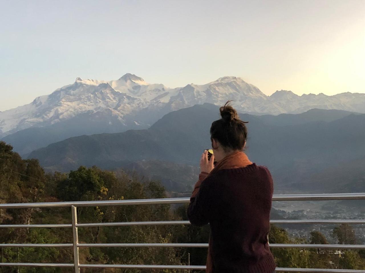 Hotel Pristine Himalaya Покхара Экстерьер фото